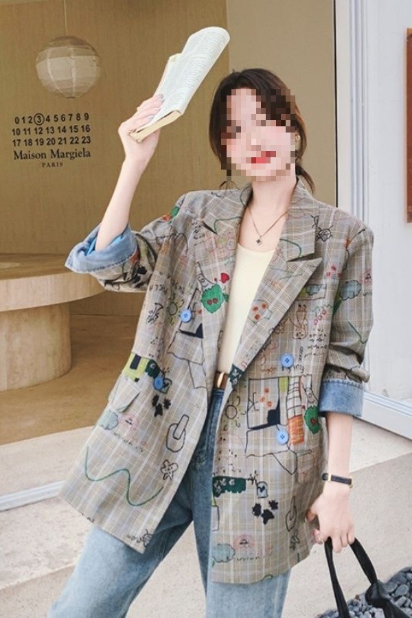 涂鸦格子印花西装女春秋新款感宽松减龄复古返潮穿搭外套