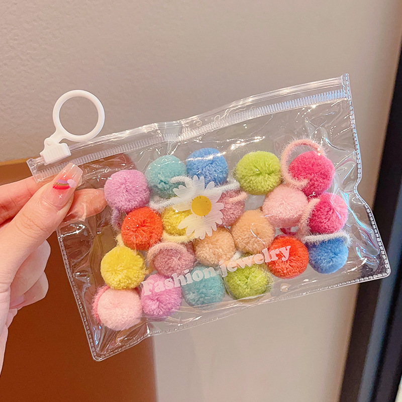 Bola de piel de color caramelo para niños banda de goma banda de pelo de pulgar de felpa de colores para bebés Otoño e Invierno Nueva cuerda de cabeza de tamaño pequeño