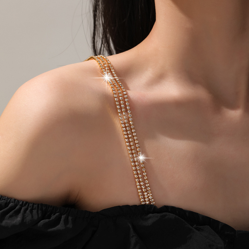 세 줄의 촘촘한 다이아몬드 골드