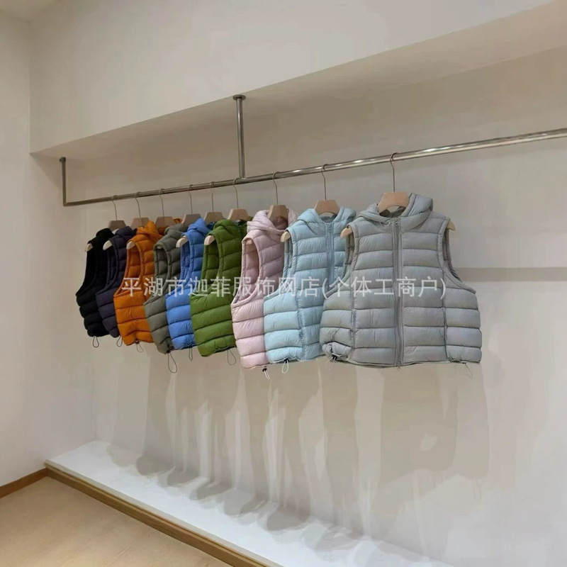 Women's new 90% down vest with hood, warm down jacket, casual and versatile, 12 colors, Korean style down coat Women's new 90% down vest with hood, warm down jacket, casual and versatile, 12 colors, Korean style down coat