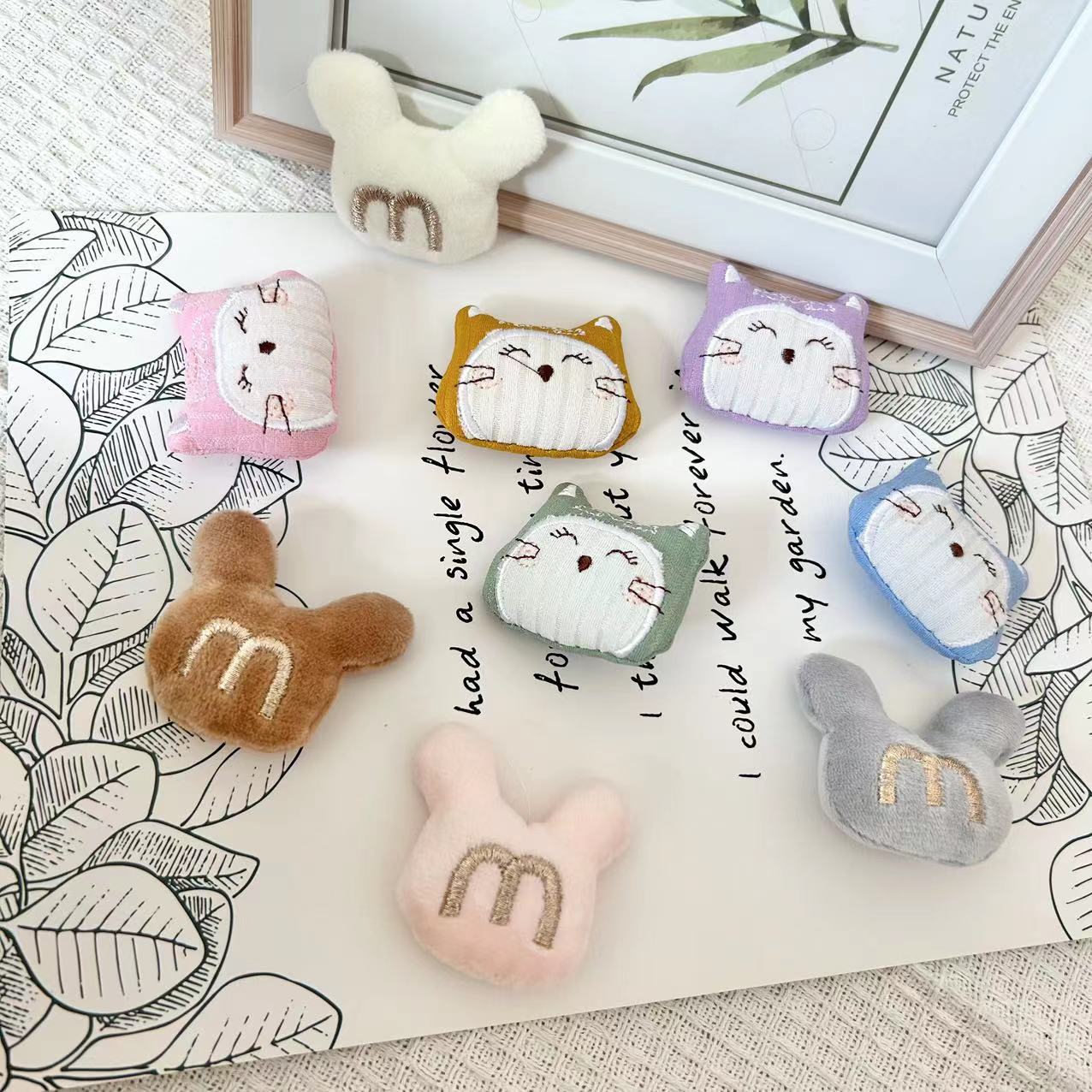 可愛卡通小貓米老鼠配飾金線M字母圍巾包包DIY配件鞋襪服帽輔料