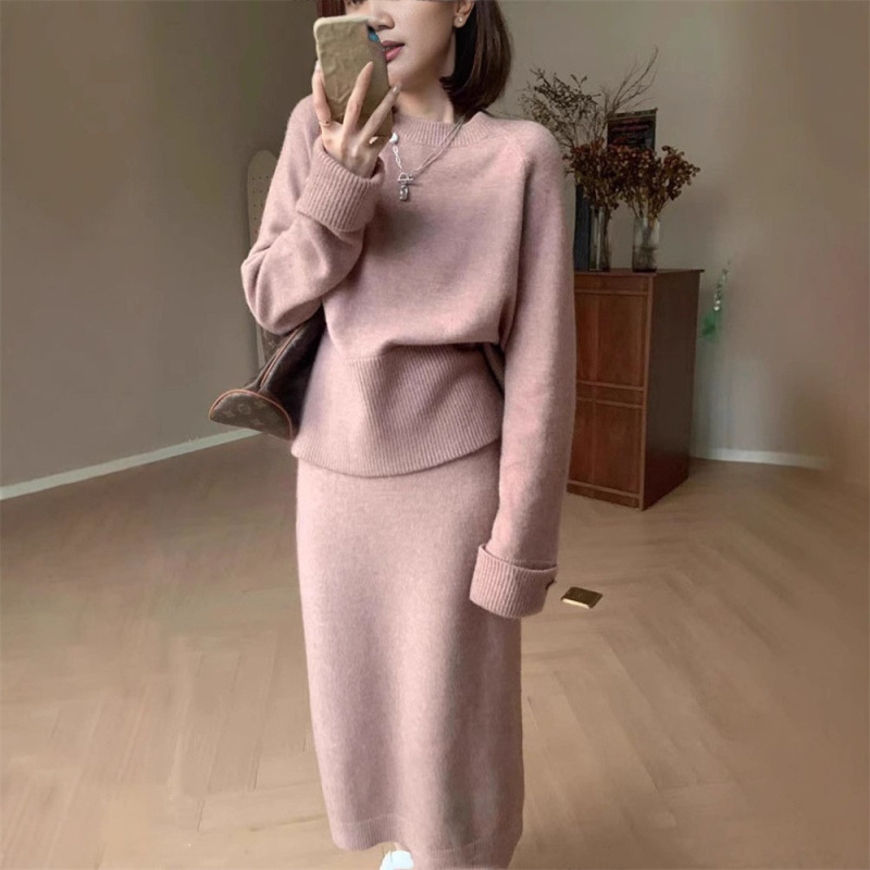 温柔风圆领套头毛衣女上衣两件套潮秋冬新款宽松显瘦半身裙套装女|undefined