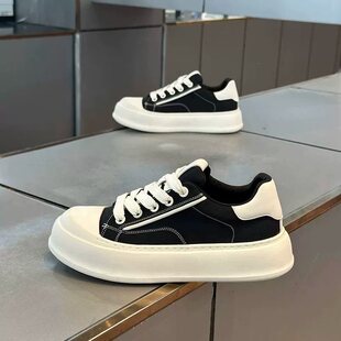 ������Ь�ļ�͸��ٴ����eС��ԭ����Ь�W���\�Ӻ�����ߺ�ɫ��Ь