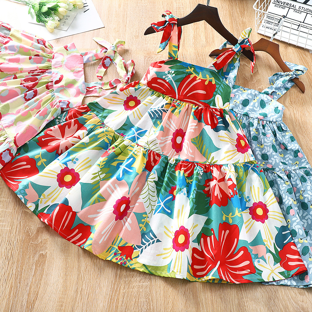 Girls' Skirts 2024 Summer New Korean Style Pleated Jumpsuit for Big Children Princess Floral Suspender Skirt for Women