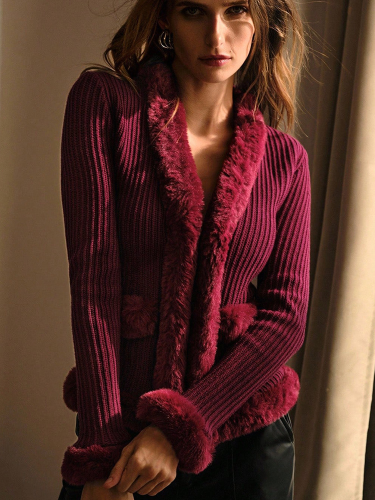 El estilo de moda corto de costura de bordes de lana universal de cuello en V cardigan de manga larga de otoño y invierno 2025 nuevo estilo europeo y americano transfronterizo