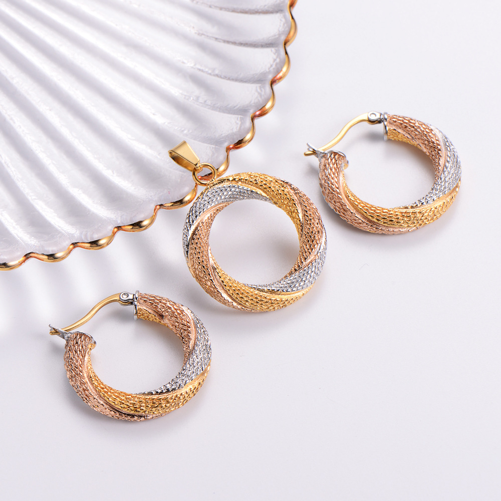 Exaggerated Twist Titanium Steel Plating Womenu0027S Earrings Necklace 1 Set