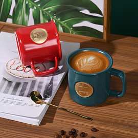 浮雕铜牌杯咖啡情侣水杯个性伴手礼刻字印logo陶瓷杯高档杯