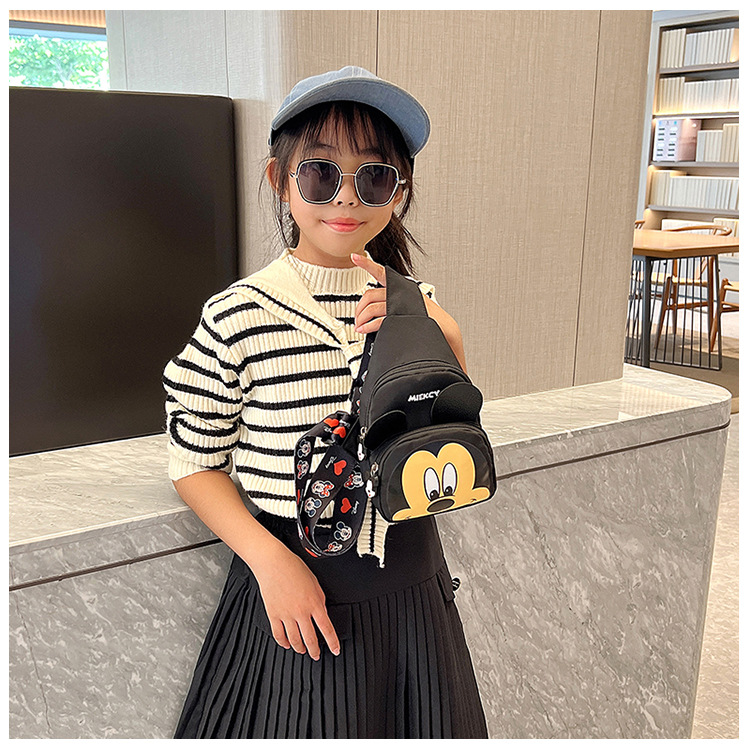 Cute mini new Korean-style children's bag, fashionable cartoon shopping trend 2022 crossbody bag for boys and girls, chest bag undefined