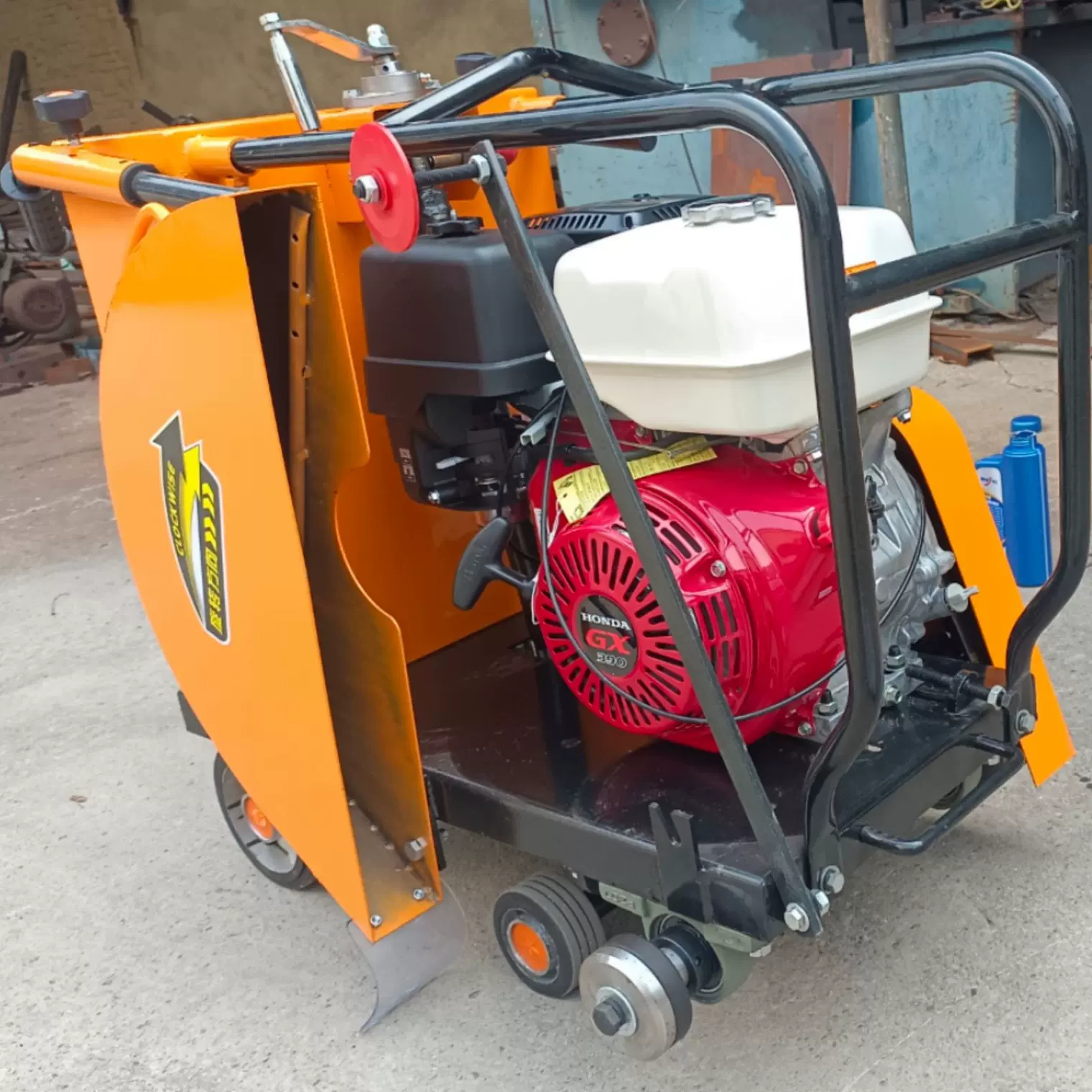 自行走汽油切割机厂家混凝土路面防滑切缝机刻纹机多少钱台切纹机