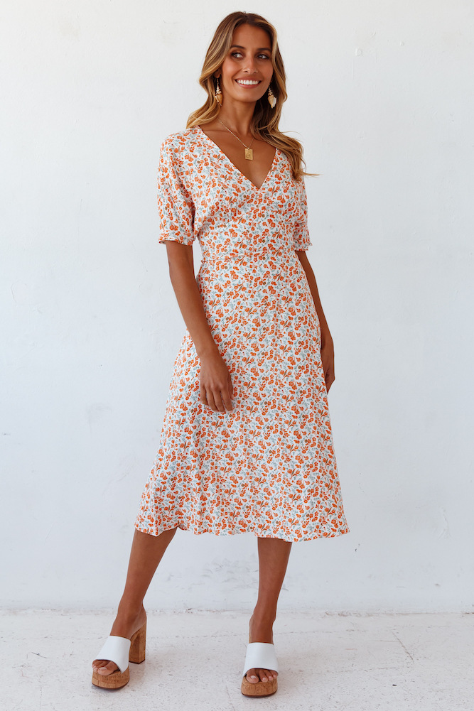 short-sleeved V-neck printed mid-length dress NSAXE43943