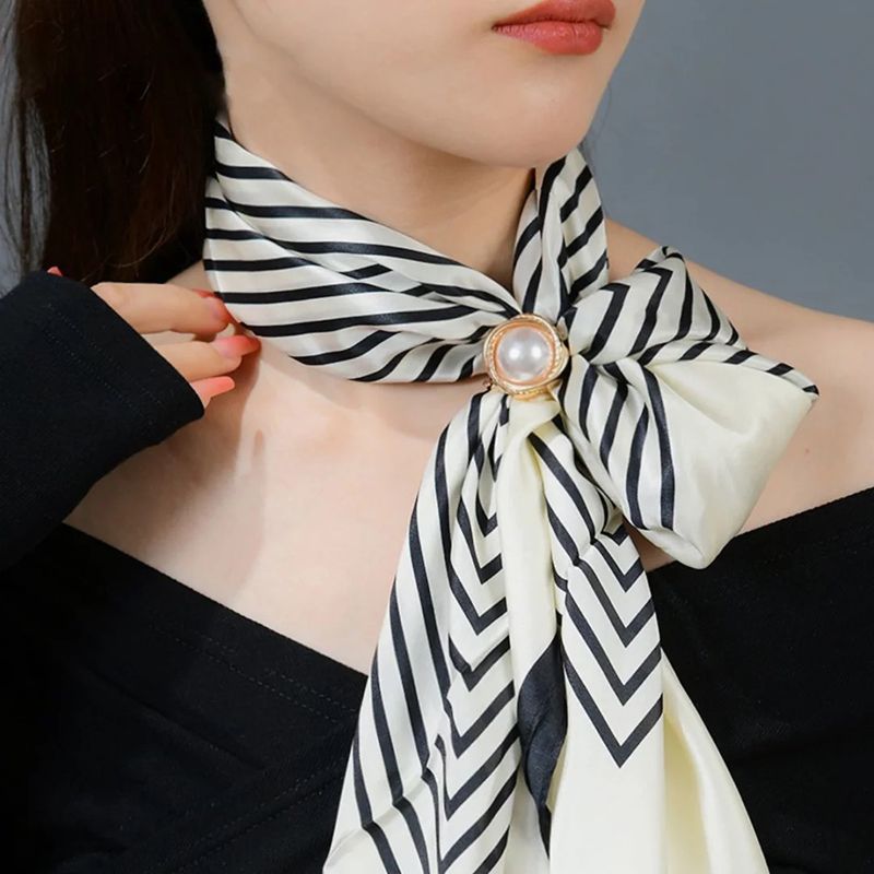 Silk Scarf Clip Dual-Purpose Versatile Women's Korean Pearl Pin Accessory Simple Small Square Scarf Tie Clip