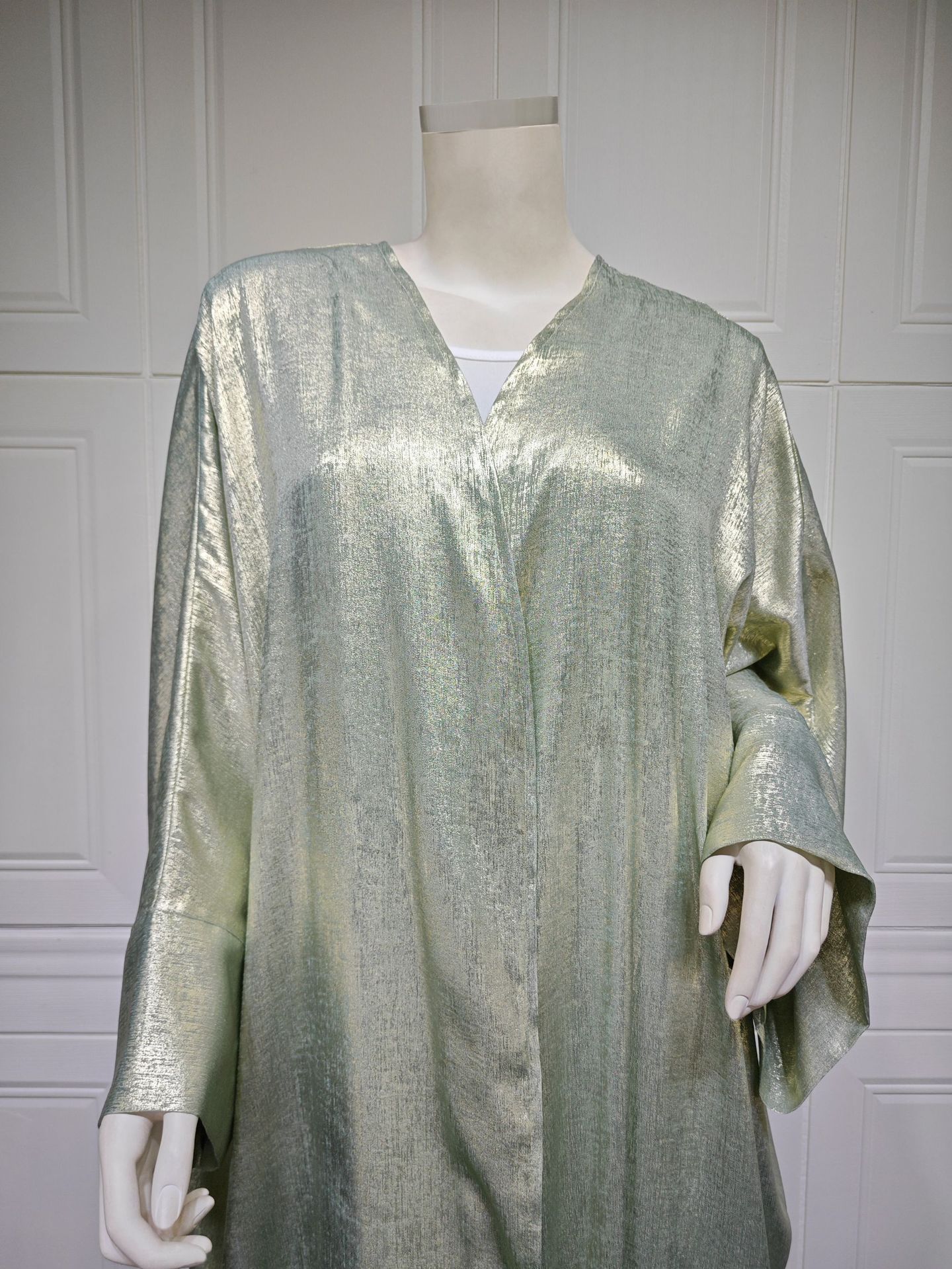 A008 Cross-border Middle East Dubai Muslim Fashion Women's Gold-Embossed Cardigan Robe_ecoleips.com