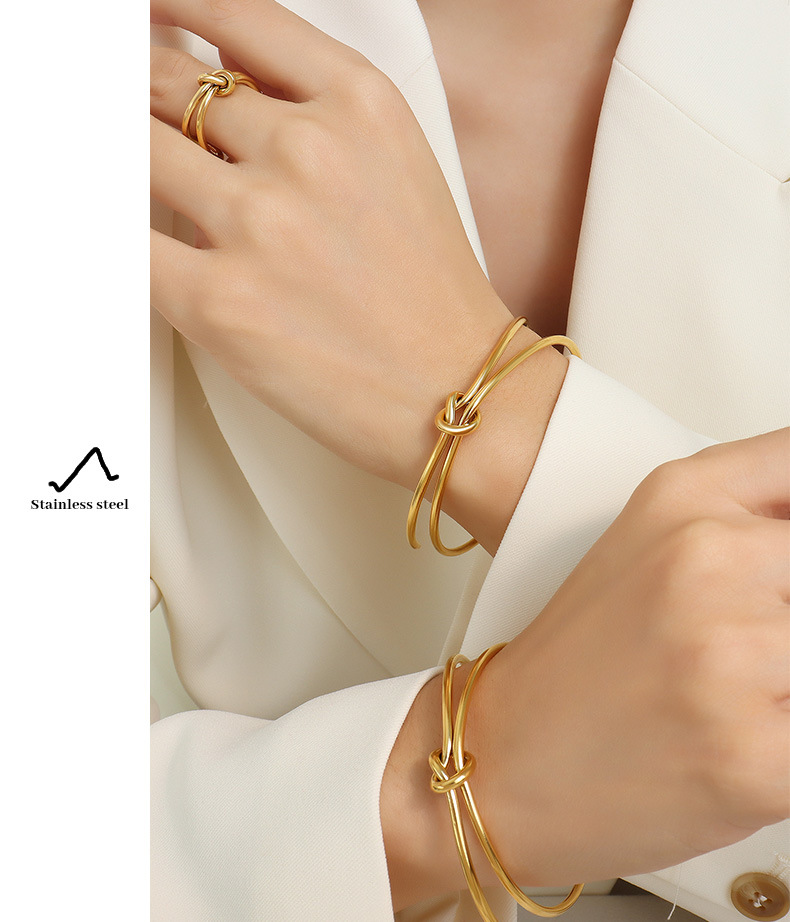 Fashion Geometric Titanium Steel Plating Rings Bracelets