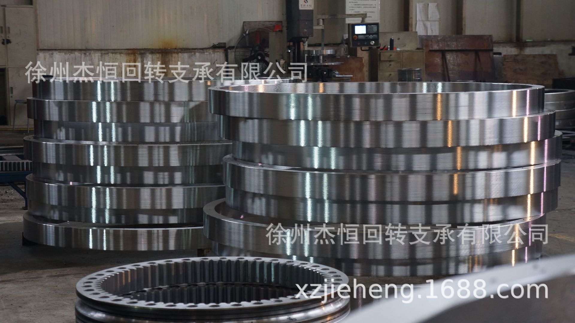 回转支承徐州回转支承看好杰恒实用厂家低价销售非标设计