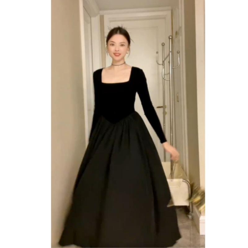 法式小个子连衣裙黑色裙子女款爆款2025新款高级感遮肉显瘦A字裙|undefined