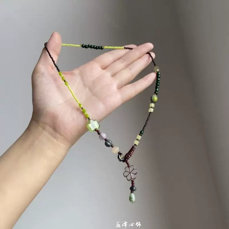 民族风彩色爱心串珠项链女小众高级感棕色编绳长款双层锁骨毛衣链|undefined