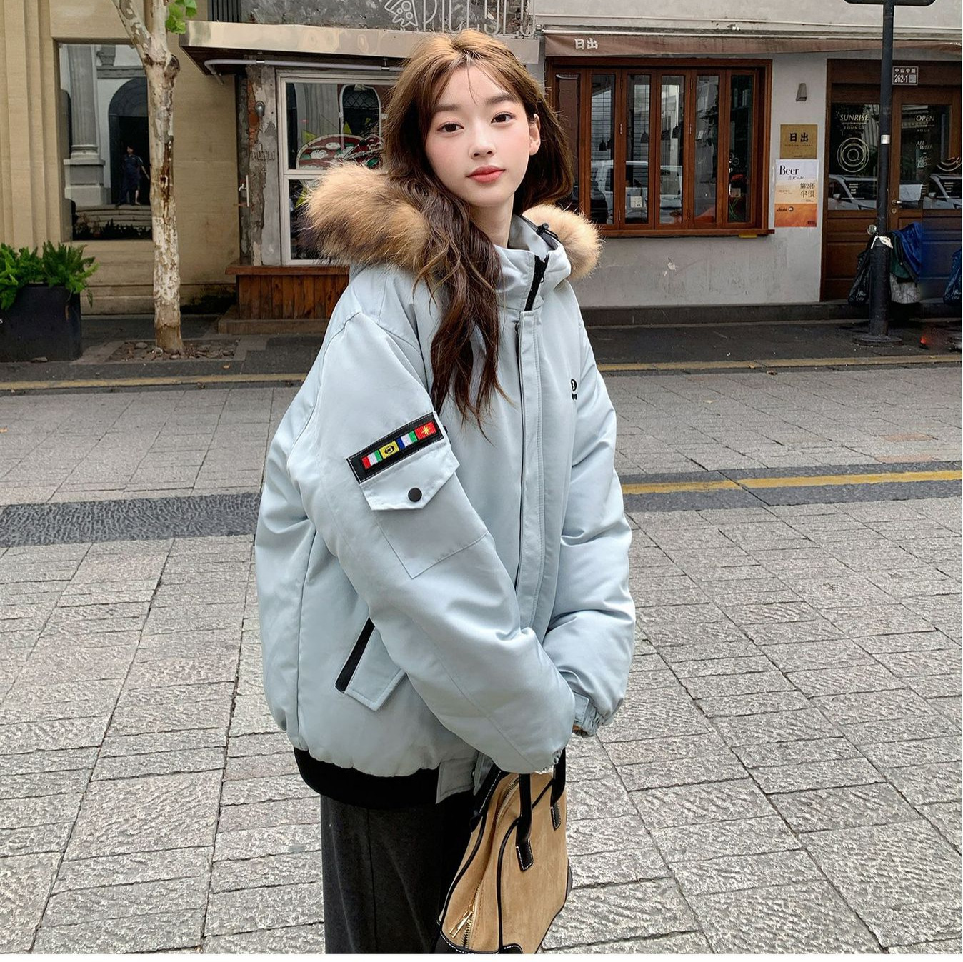 Real disparar 2025 invierno coreano suelto retro plumón chaqueta de algodón mujer suelto gran cuello de pelo para superar la tendencia de abrigo de algodón image 1