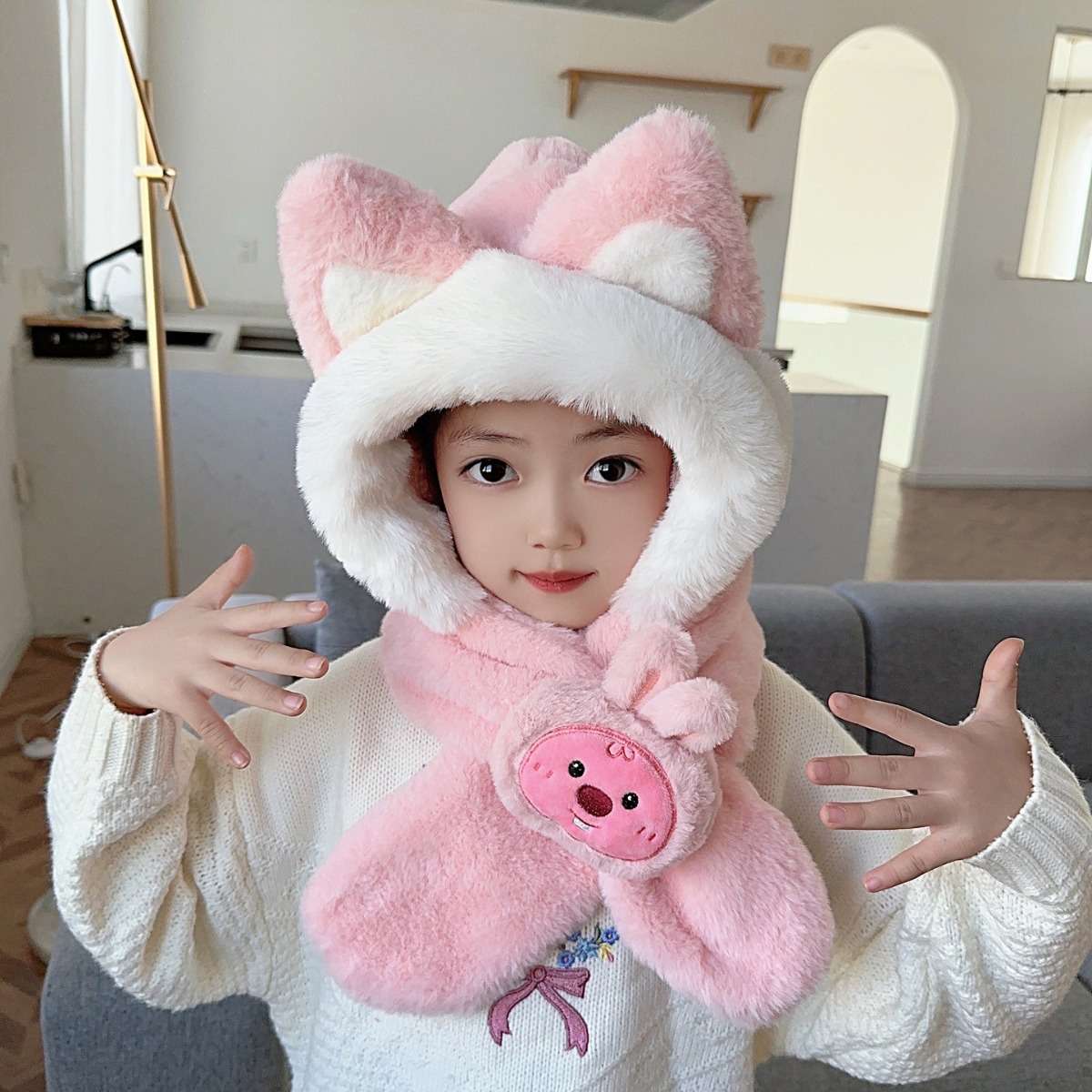 뾰족한 귀 - 분홍색 빨간 얼굴 토끼