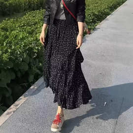 不规则荷叶边碎花半身裙女2026新款春季复古开叉高腰遮胯a字裙子