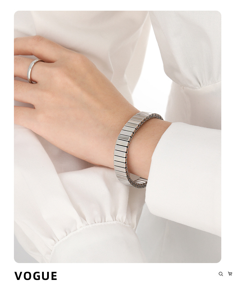 Retro Estilo Clásico Color Sólido Acero Titanio Pulsera Al Mayoreo display picture 9