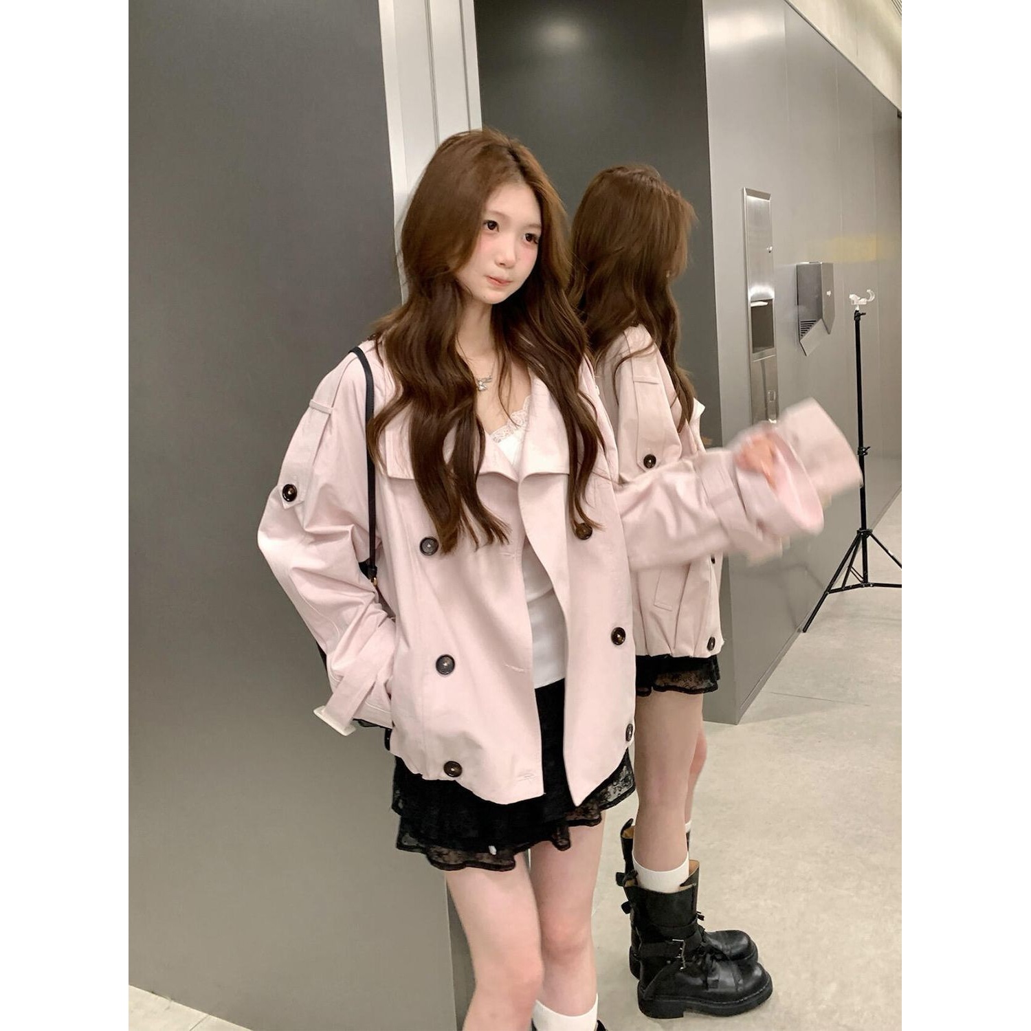 韩系温柔风粉色复古双排扣风衣秋季新款甜美气质短款外套女