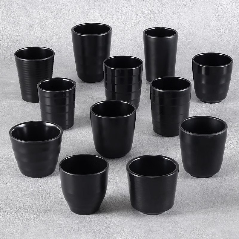 Tazas de melamina cubiertos comerciales japoneses tazas de plástico de porcelana negra restaurantes hot pot tienda tazas de agua de resina tazas de té tazas de vino