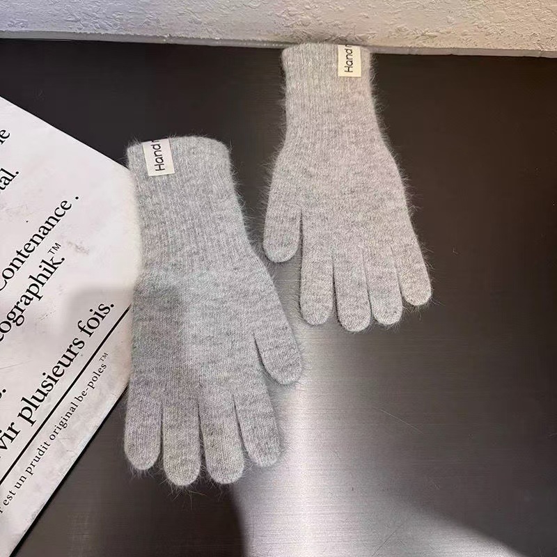 Insキャンディー色の長いタイプのウサギの毛の手袋の冬の女性の韓国版のメリヤスの純色は厚くて保温して防寒して5本の指に乗ります。