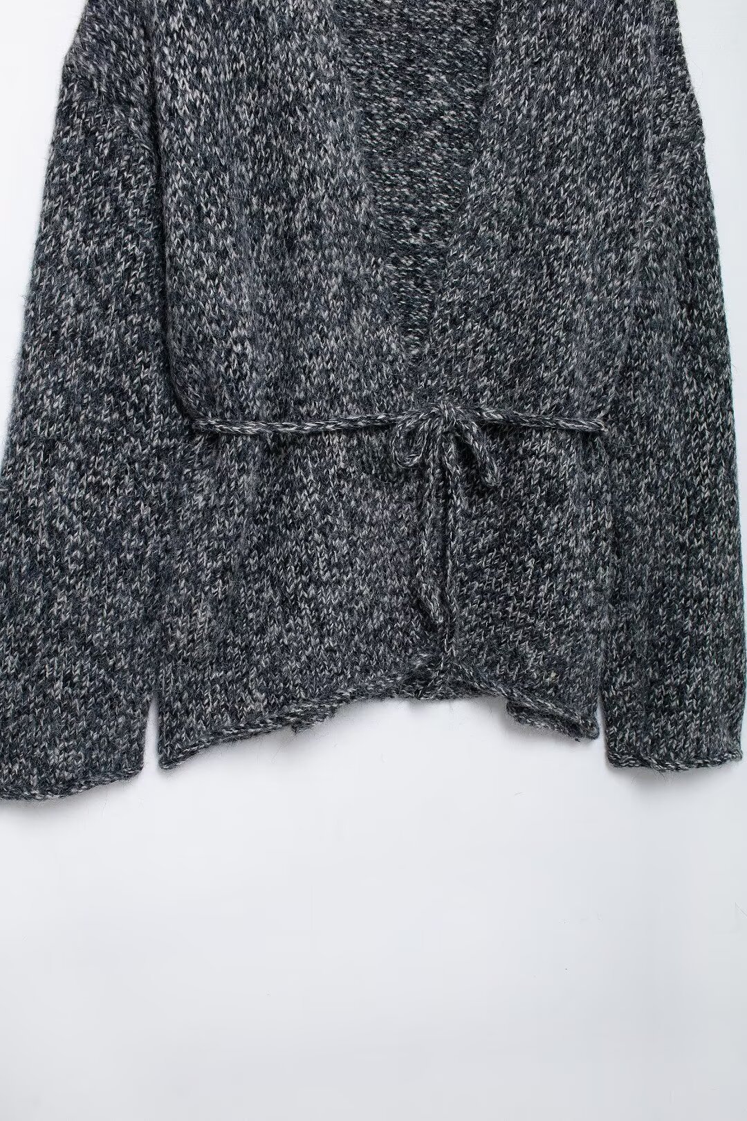 Women's 2024 Autumn/Winter New Fashion V-neck Strap Knitted Jacket_voghion.com