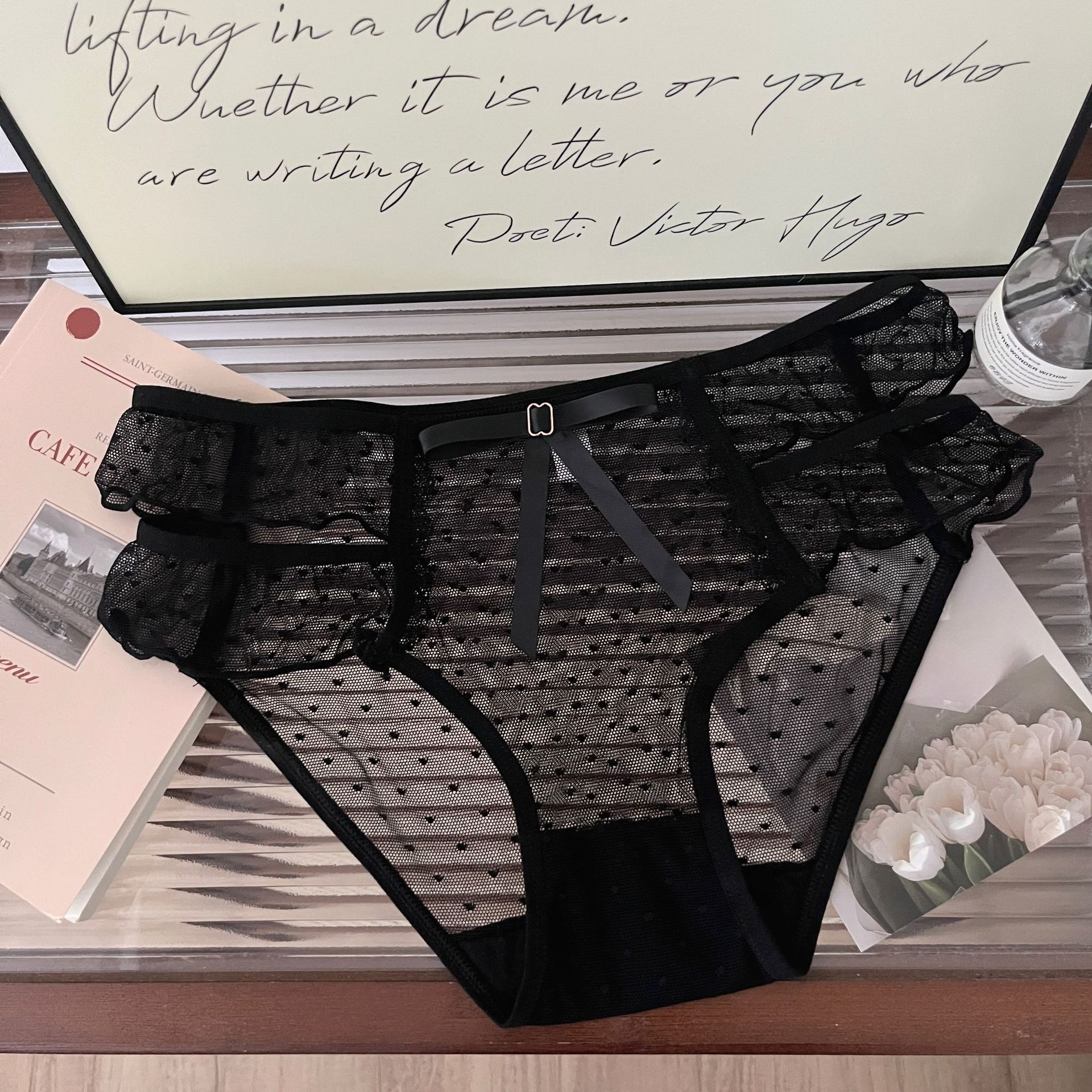El viento es dulce ah ~ pantalones de encaje sexy francesas para mujeres puras quieren baja cintura verano delgado agujero de la cabeza de la mujer