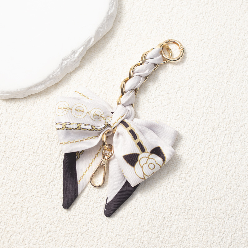 화이트 9 보우 연장 체인 17cm