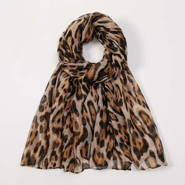 Vintage Hot Girl Style New Leopard Print Silk Scarf, Bali Silk Scarf for Women, Thin Long Silk Scarf, High-End Personality Neck Scarf