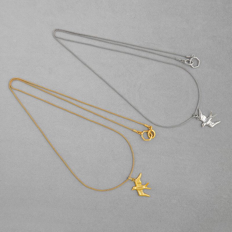 Cross-Border Popular Holiday Series Bird Necklace for Women, Autumn and Winter Style, Ancient Greek Minimalist Niche Long Swallow Sweater Chain