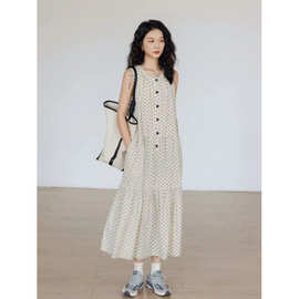 2026春夏新款波点圆领无袖宽松慵懒风连衣裙a字裙度假裙