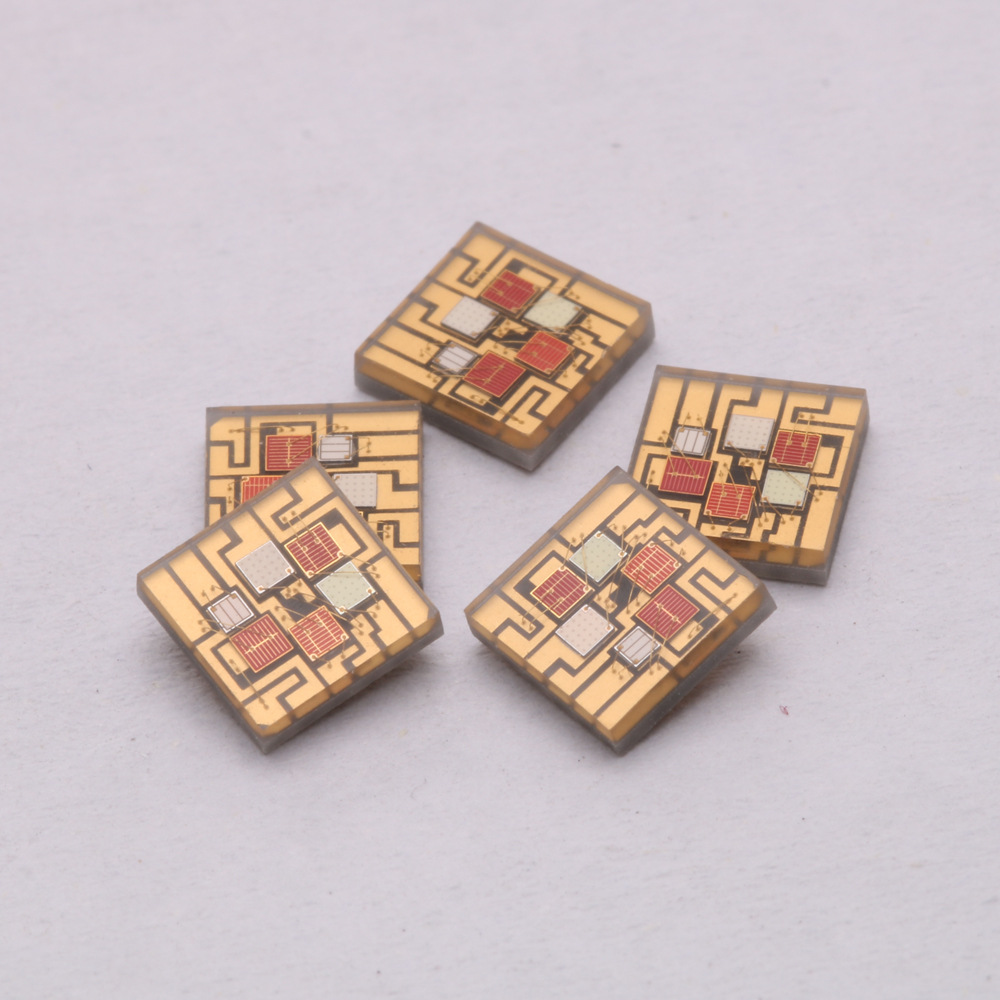 5050�մ�ȫ������һ���������̨�ƾ��۵�RGBYVO��ɫ��Ͽɶ���