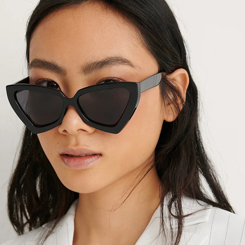 New large-frame sunglasses for women, Internet celebrities, fashionable anti-UV street photography, retro glasses, trendy shipping to Europe and the United States