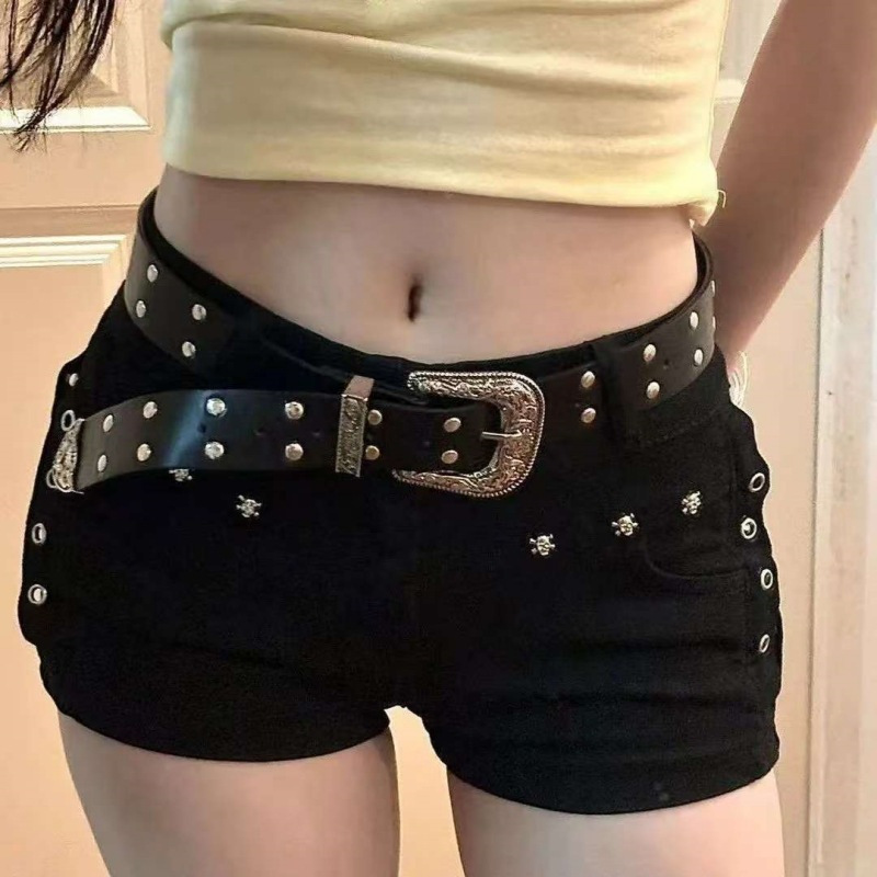 Hot Girl Dark Y2K Style Black Skinny Pants with Rivet Design, American-Style Low-Waist Slimming Hot Pants for Women Hot Girl Dark Y2K Style Black Skinny Pants with Rivet Design, American-Style Low-Waist Slimming Hot Pants for Women