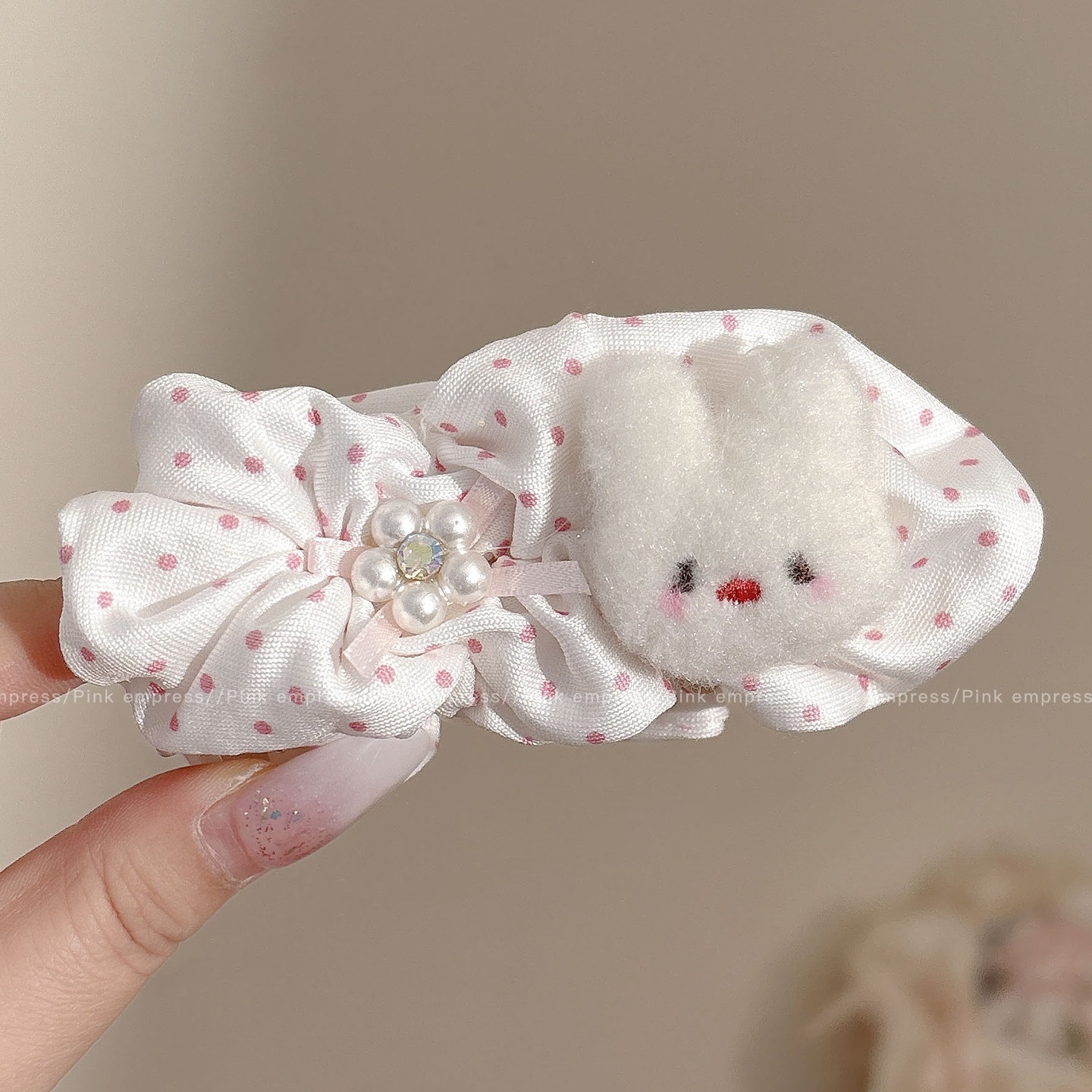 1# white bunny banana clip, approximately 9.5cm