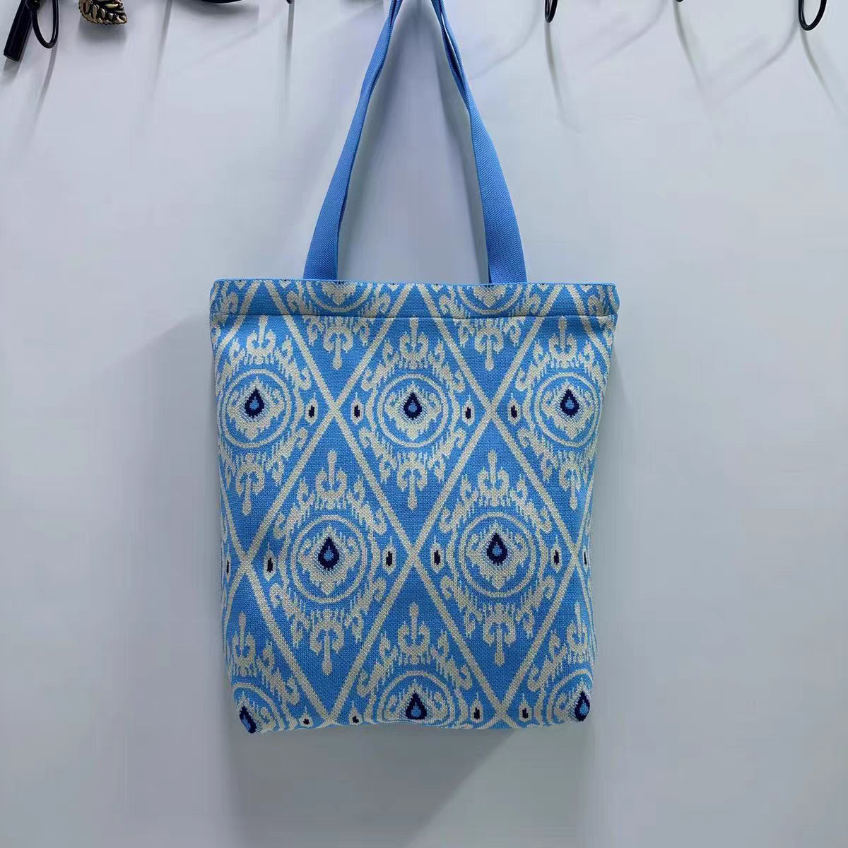 Ikat Geometric Zip Closure Oversized Travel Tote Bag 32