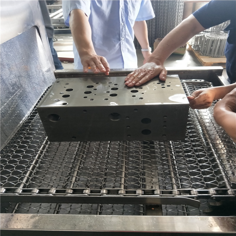 福建机械油路板喷淋除油清洗机 液压阀块除铁屑清洗烘干设备