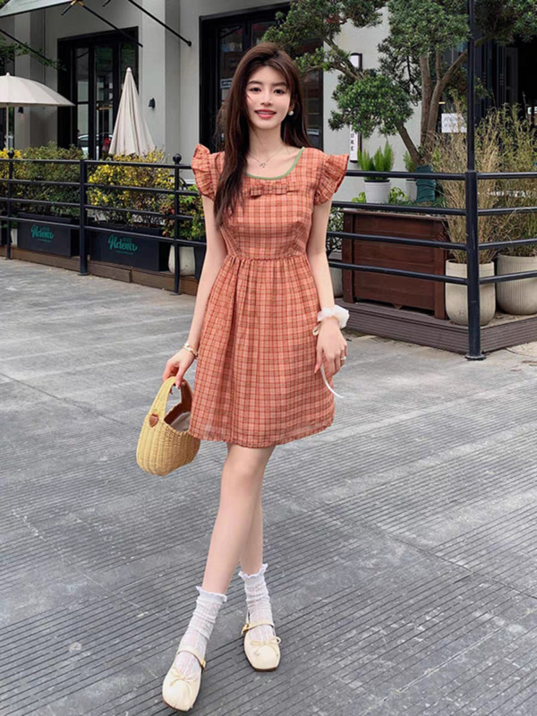 小さなフライングスリーブチェック柄ドレス女性の夏の 2025 新しいフレンチレトロリボン小柄なデザインスカート|undefined