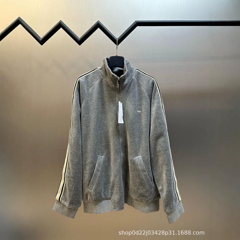 High-end C-brand 26 Fall/Winter Collection: Color-contrasting trim, Arc de Triomphe embroidered baseball jacket, casual loose-fitting unisex coat High-end C-brand 26 Fall/Winter Collection: Color-contrasting trim, Arc de Triomphe embroidered baseball jacket, casual loose-fitting unisex coat