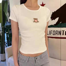 BM风美式可爱小熊抱爱心刺绣短袖T恤女 bm辣妹修身显瘦短款上衣潮
