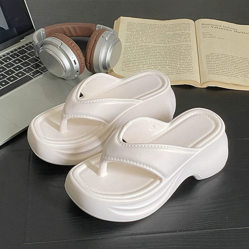 Новые ножки шлепанцы женские противоскользящие EVA толстый подошв модный склон каблуков, увеличенный пляж прохладный летом носить через границу