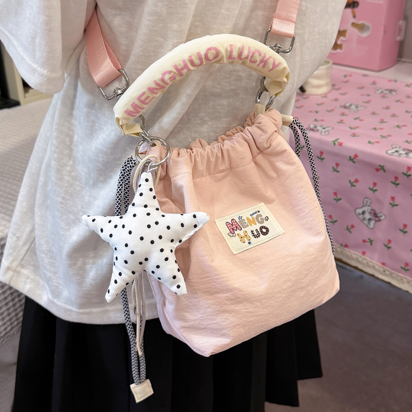 Japanese fresh shoulder bag