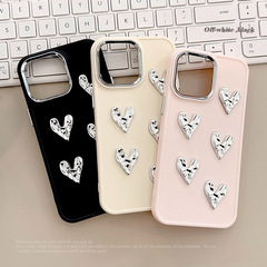 電気メッキ加工の折りたたみ式ハート型iPhone17ケース、iPhone13、iPhone16、iPhone11、iPhone15 Pro Max対応、高級感のある軽量で上品なデザイン。