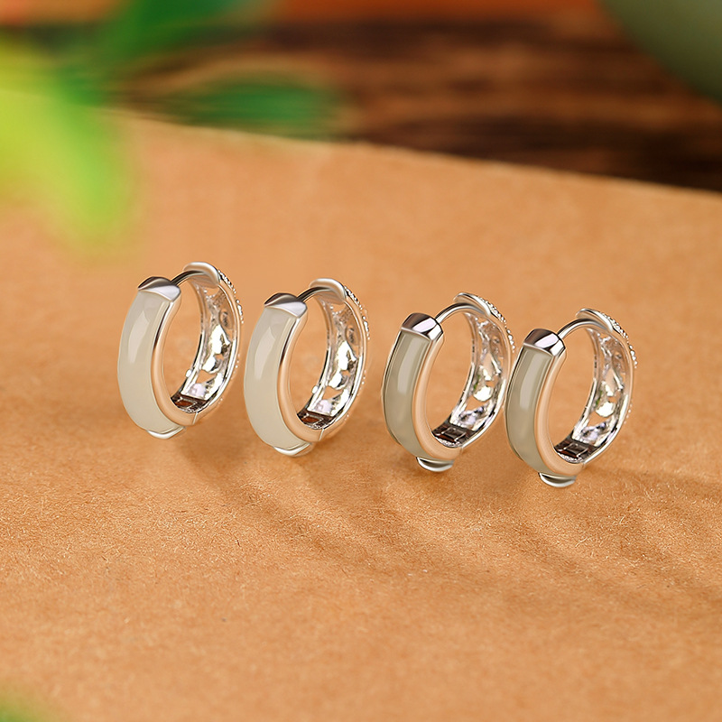 Bông tai kẹp tai retro bạc S925 đính ngọc bích sapphire hình hươu — Kiểu Sapphire