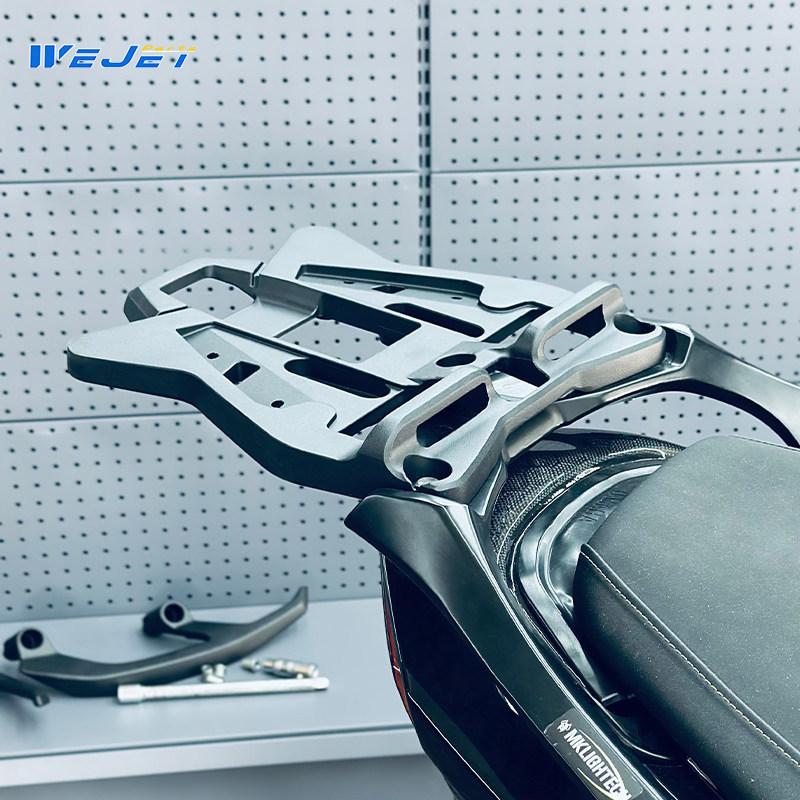 Aplicable a Yamaha TMAX560 modificado respaldo de aluminio trasero bastidor trasero bastidor trasero