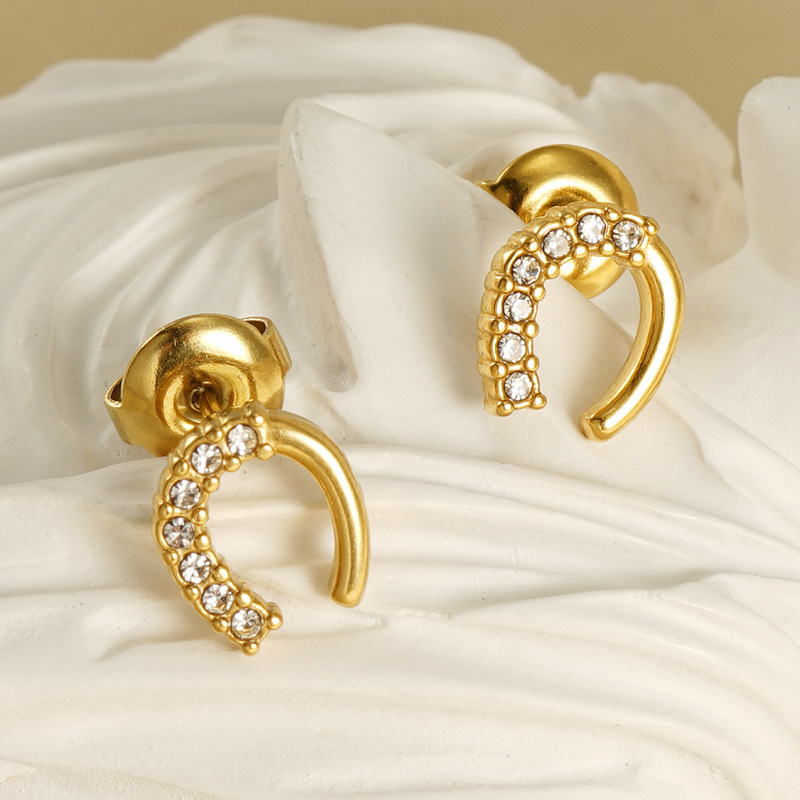 Pendientes de perlas elegantes simples de acero inoxidable 18K para mujeres pendientes de aviones tridimensionales de diamante de acero de titanio de moda de estilo europeo y americano