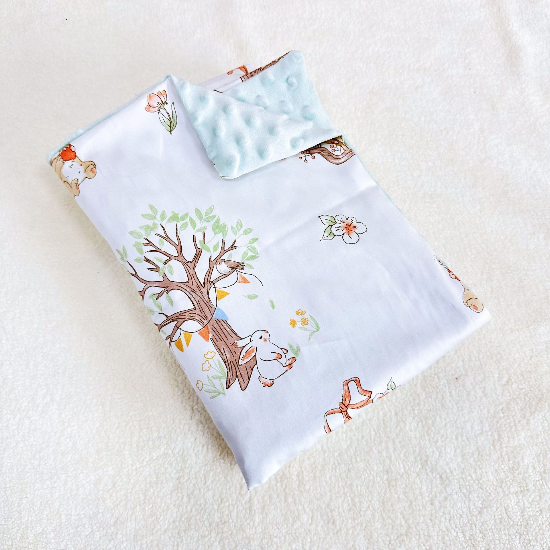 코튼 포레스트 버니(녹색 바닥)