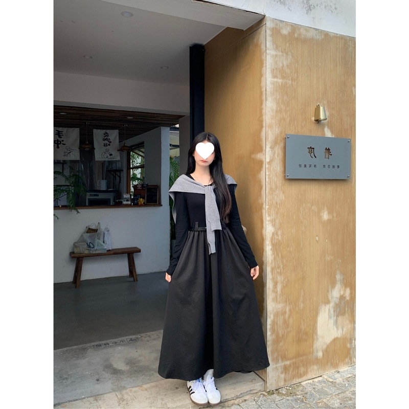 复古气质纯色圆领显瘦长袖连衣裙女秋设计感长袖拼接a字长裙披肩|undefined